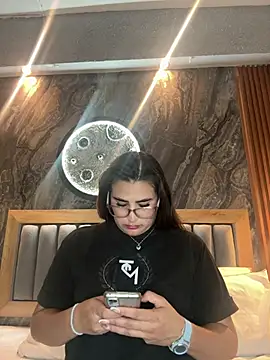 BellaPeers  online show from March 6, 11:27 am