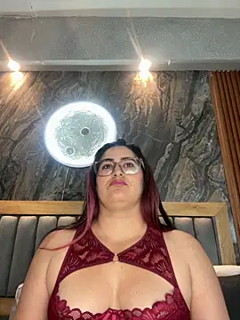 Snapshot of BellaPeers_ chatting on September 29, 12:00 pm BellaPeers online show from September 29, 12:00 pm
