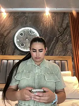 BellaPeers  online show from March 1, 11:43 am