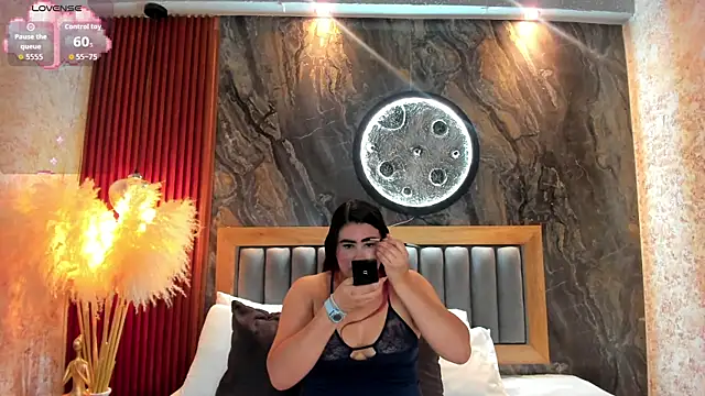 BellaPeers  online show from December 2, 11:56 am