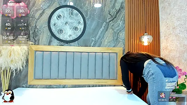 BellaPeers  online show from April 10, 11:28 am