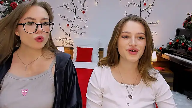 queenofjoyy online show from December 20, 1:11 pm