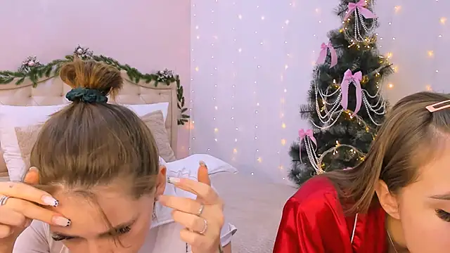 queenofjoyy online show from December 6, 4:33 pm