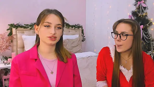 queenofjoyy online show from December 13, 4:05 pm