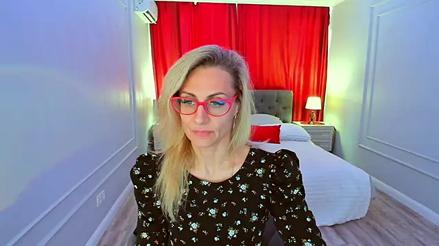 MuseOfStage online show from April 20, 11:24 am