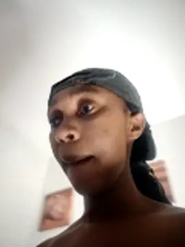 Shria107 online show from February 10, 9:14 pm