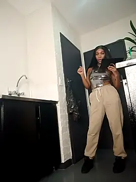 Shria107 online show from March 21, 4:55 pm