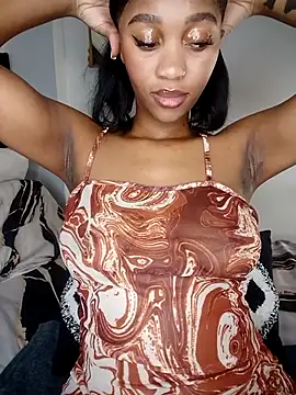 Snapshot of Shria107 chatting on November 28, 12:22 am Shria107 online show from November 28, 12:22 am