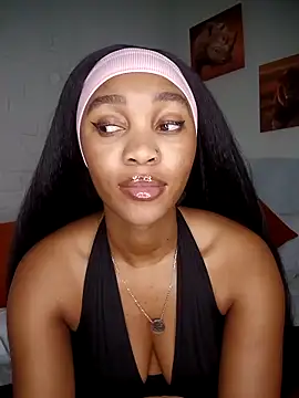 Shria107 online show from December 18, 10:57 pm