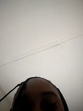 Shria107 online show from April 5, 11:00 pm