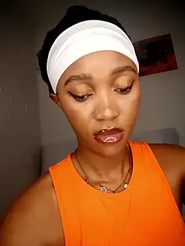 Shria107 online show from January 10, 11:38 am