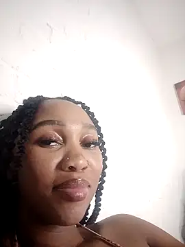 Shria107 online show from February 11, 11:04 pm