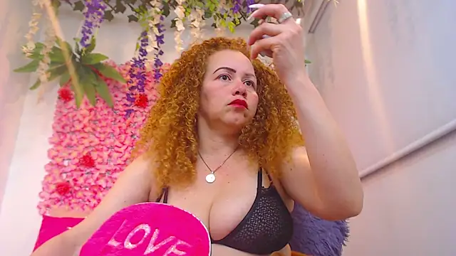 BLONDE SEXYHOT online show from May 26, 10:24 am