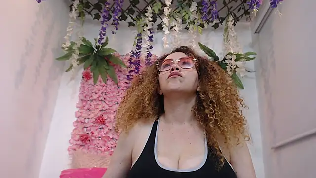 BLONDE SEXYHOT online show from April 14, 12:43 pm