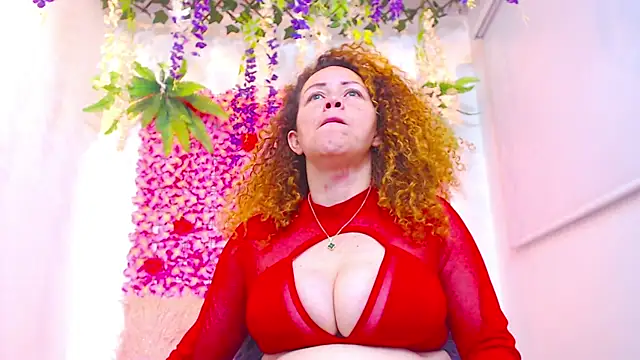 Snapshot of BLONDE_SEXYHOT chatting on November 19, 9:59 pm BLONDE SEXYHOT online show from November 19, 9:59 pm