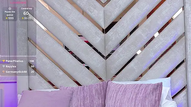 Kendall-Moll online show from February 28, 7:58 am