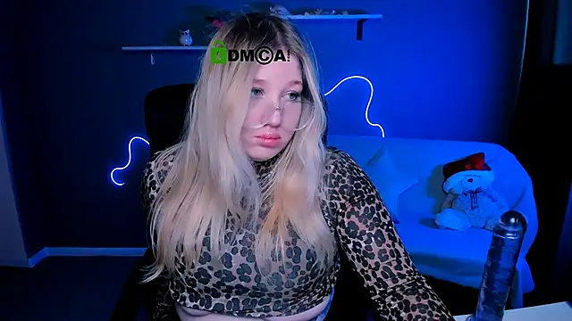 juli kisss online show from March 4, 12:44 pm