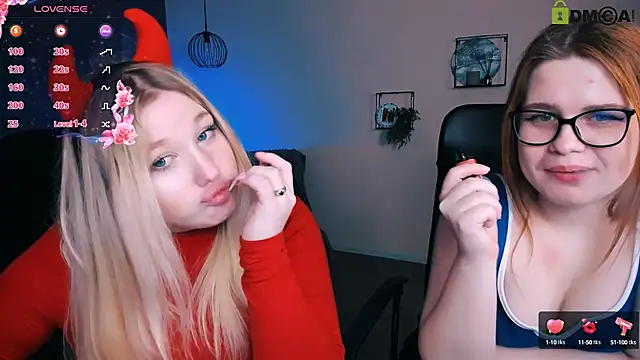 juli kisss online show from March 17, 1:57 am