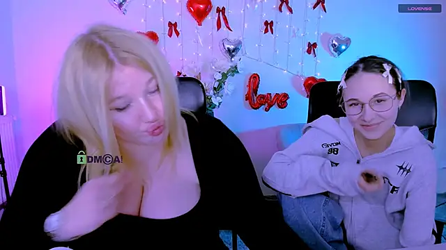 juli kisss online show from February 11, 1:16 am