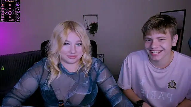 juli kisss online show from September 11, 7:14 pm