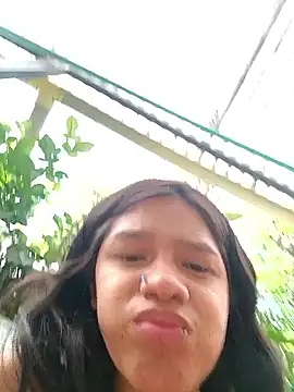 Snapshot of Little_Pau_Dirty chatting on January 17, 1:47 pm Little Pau Dirty online show from January 17, 1:47 pm