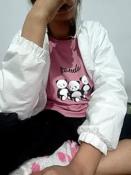 catreena online show from December 13, 8:04 pm