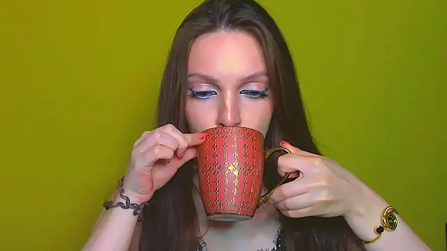 Snapshot of miss_merciless_ chatting on May 13, 3:19 pm miss merciless online show from May 13, 3:19 pm