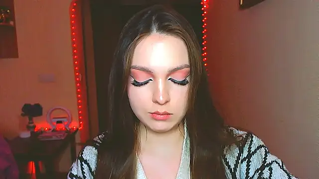 Snapshot of miss_merciless_ chatting on February 5, 8:04 pm miss merciless online show from February 5, 8:04 pm