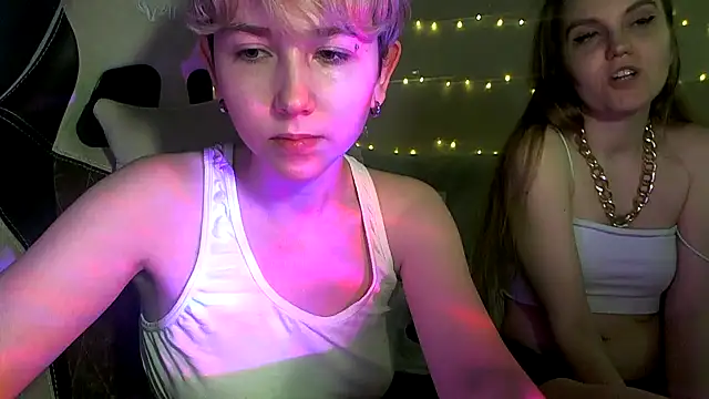 velvetvalkyries online show from March 15, 11:39 pm