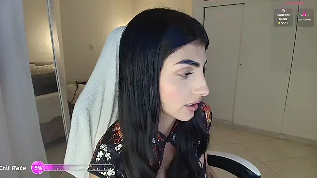 April Scarlett online show from April 13, 12:25 am