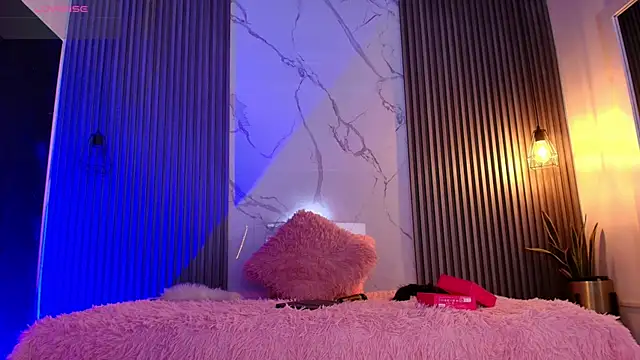 Iamvictoria06 online show from October 18, 8:11 pm
