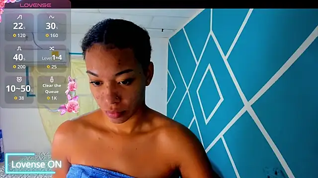 Snapshot of sasha_fox00 chatting on September 20, 4:06 am sasha fox00 online show from September 20, 4:06 am