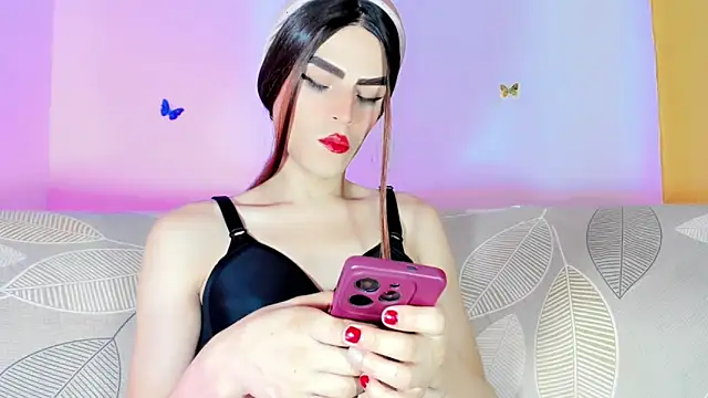 TatiGil online show from April 15, 7:58 pm