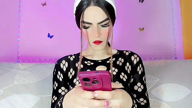 TatiGil online show from May 15, 4:38 pm
