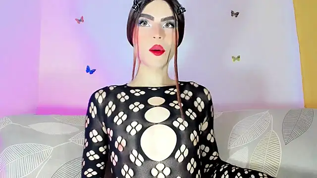 TatiGil online show from April 5, 1:18 pm