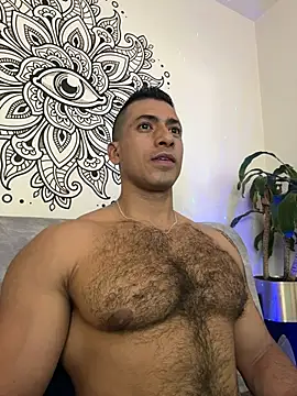 aaroncolombia online show from November 4, 10:02 pm