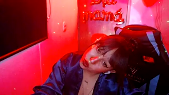 Skarlet Adams28 online show from May 8, 10:02 pm