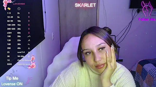 Skarlet Adams28 online show from September 28, 10:28 pm