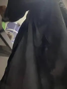 Snapshot of Thyana_LS chatting on February 26, 1:00 pm Thyana LS online show from February 26, 1:00 pm