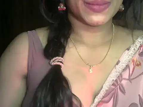 Snapshot of telugu99ramya chatting on April 7, 5:15 pm telugu99ramya online show from April 7, 5:15 pm