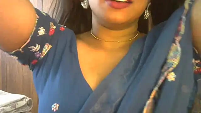 Snapshot of telugu99ramya chatting on February 21, 7:21 am telugu99ramya online show from February 21, 7:21 am