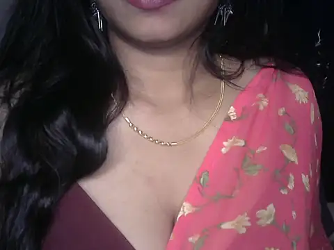 Snapshot of telugu99ramya chatting on November 14, 5:33 am telugu99ramya online show from November 14, 5:33 am