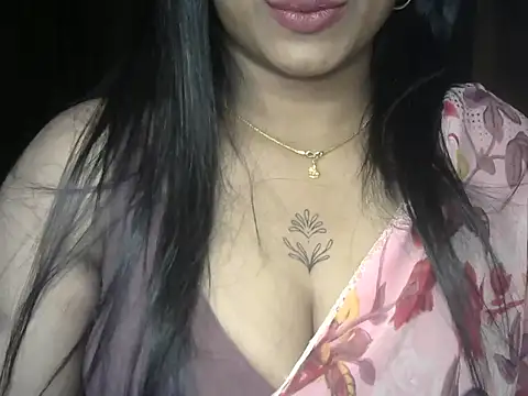 Snapshot of telugu99ramya chatting on April 15, 5:06 pm telugu99ramya online show from April 15, 5:06 pm