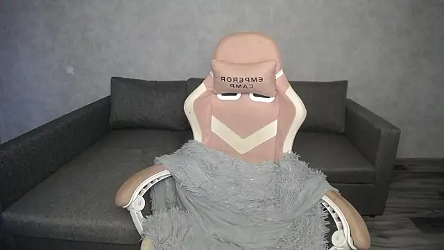 sweetserenity5 online show from March 20, 12:28 pm