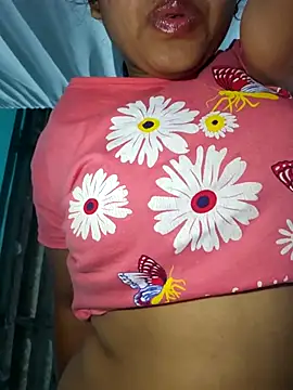 Snapshot of hotbaby_5 chatting on November 25, 6:14 am hotbaby 5 online show from November 25, 6:14 am