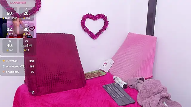 Giia39 online show from November 10, 1:49 pm