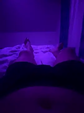 w12er online show from January 9, 8:49 pm