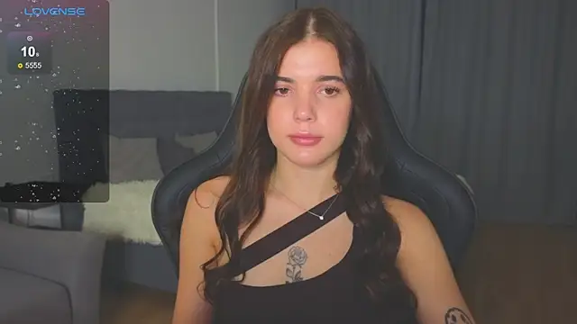 adrianawow1 online show from September 14, 9:04 pm