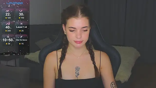 Snapshot of adrianawow1 chatting on November 9, 2:48 am adrianawow1 online show from November 9, 2:48 am