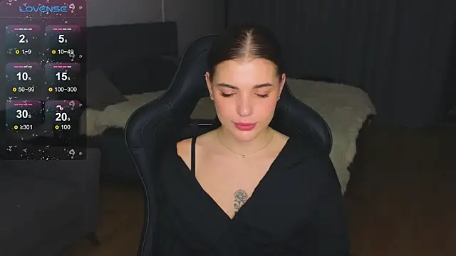 Snapshot of adrianawow1 chatting on November 30, 5:58 pm adrianawow1 online show from November 30, 5:58 pm